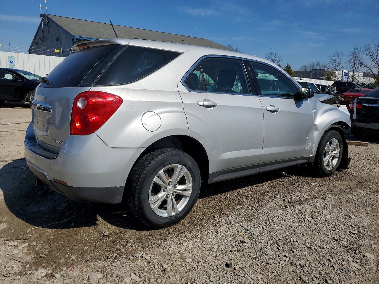 2014 CHEVROLET EQUINOX LS photo 3