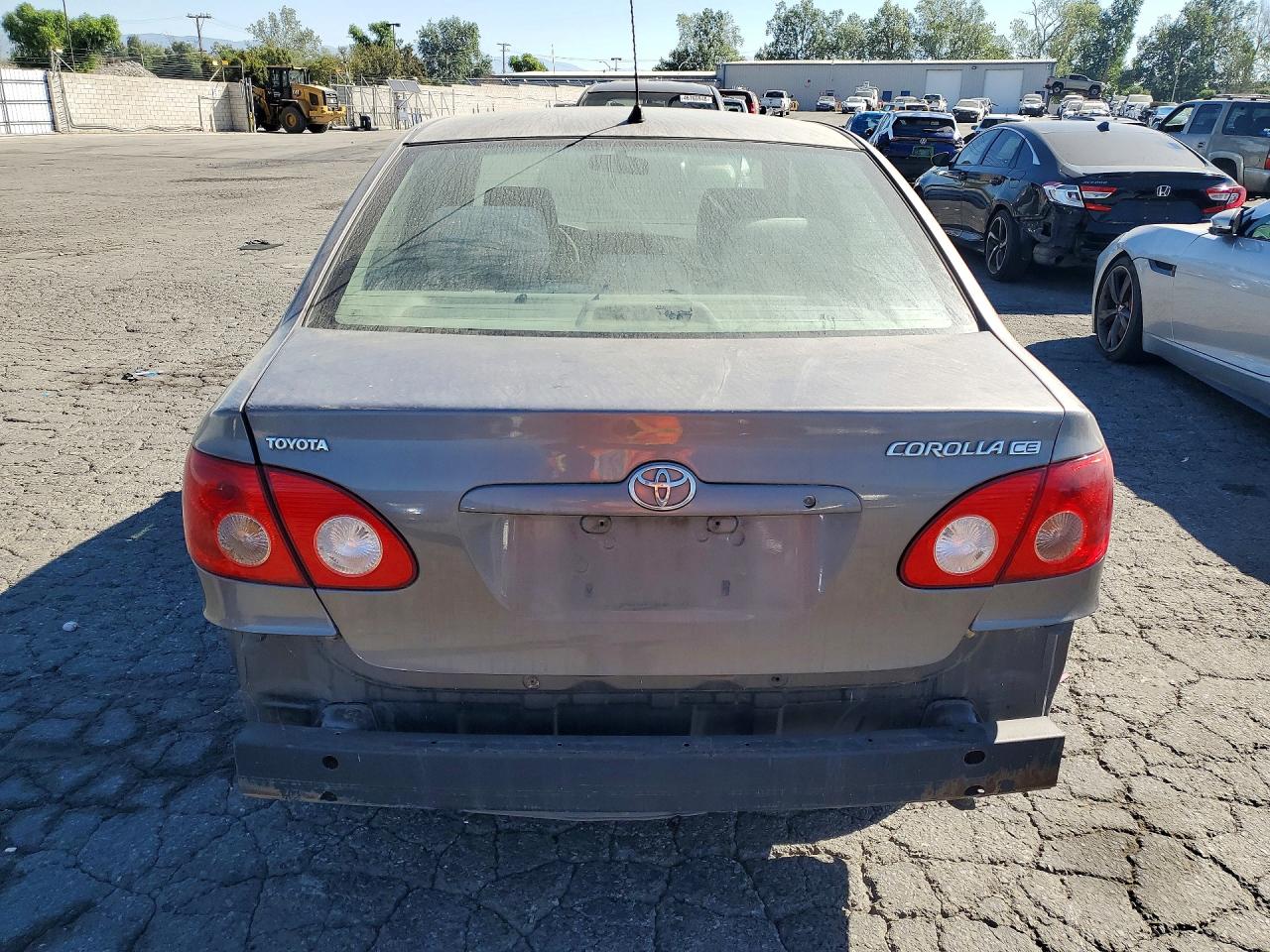 2005 TOYOTA COROLLA CE photo 11
