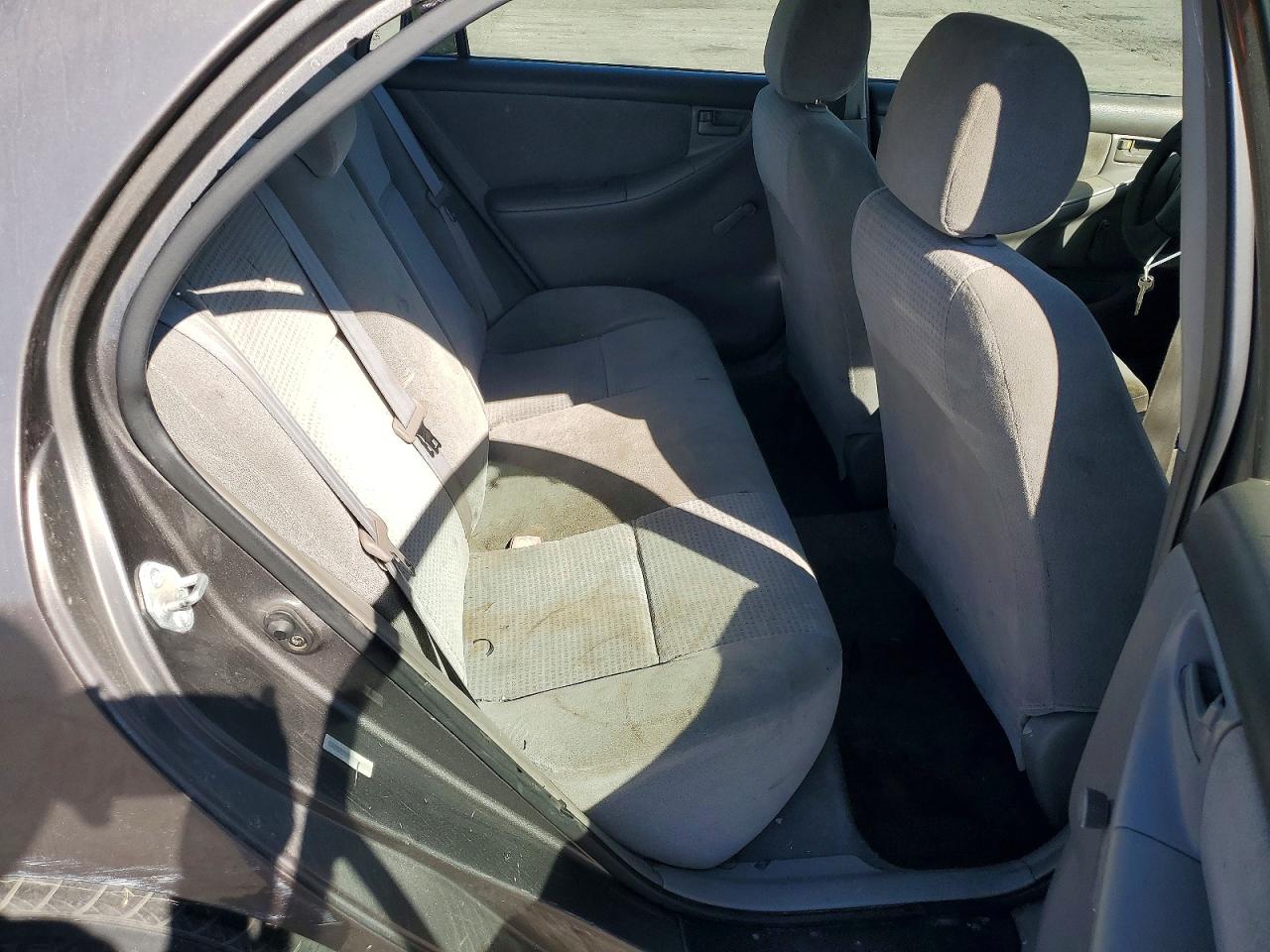 2005 TOYOTA COROLLA CE photo 19