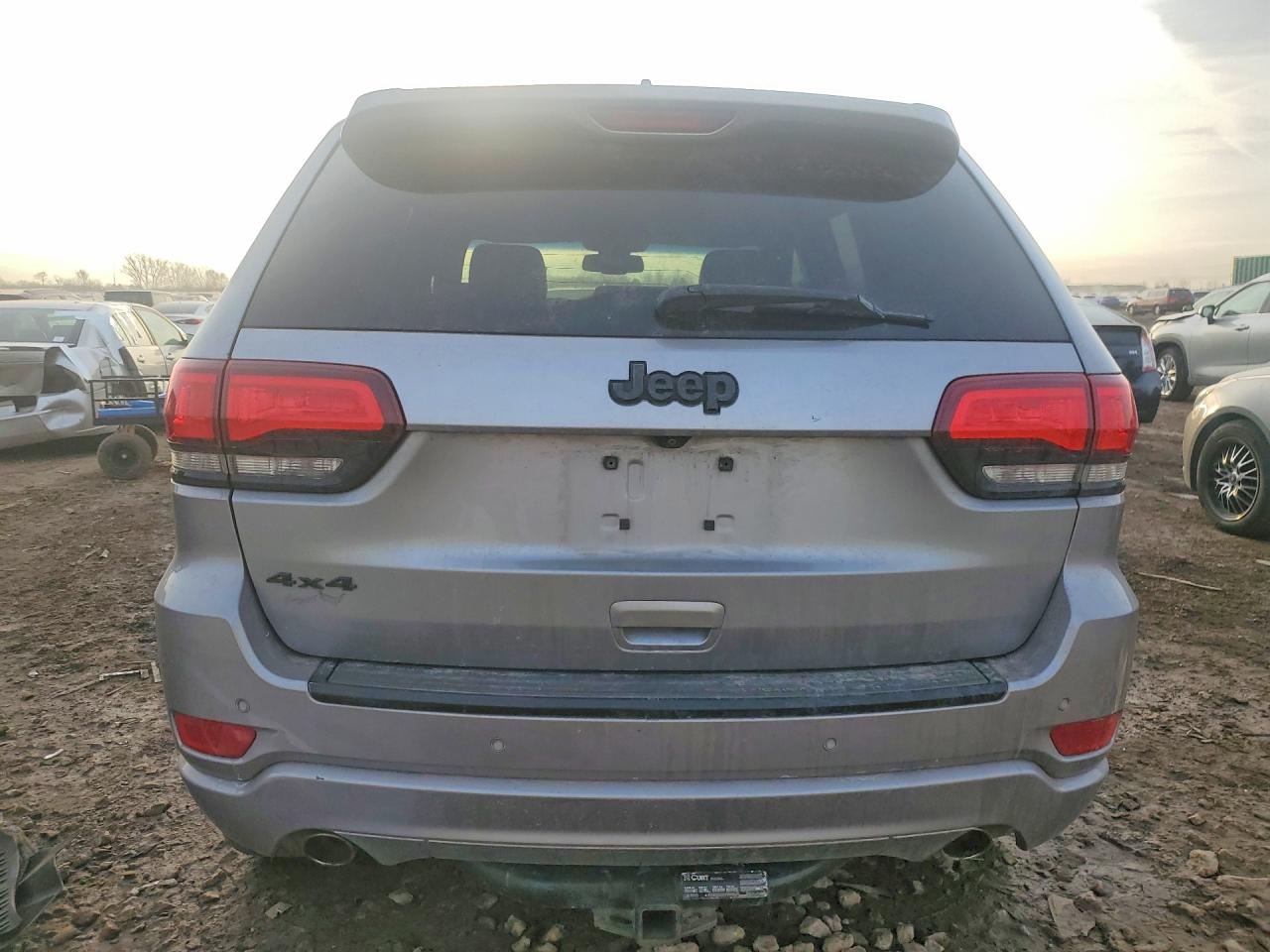 2015 JEEP GRAND CHEROKEE LAREDO photo 11
