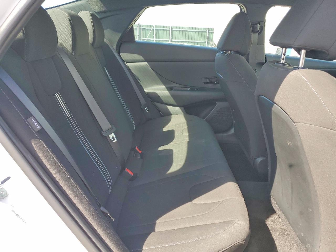 2025 HYUNDAI ELANTRA SEL SPORT photo 19