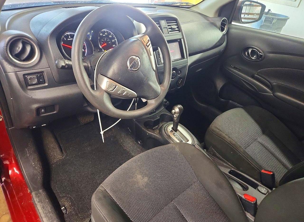2018 NISSAN VERSA SV photo 15