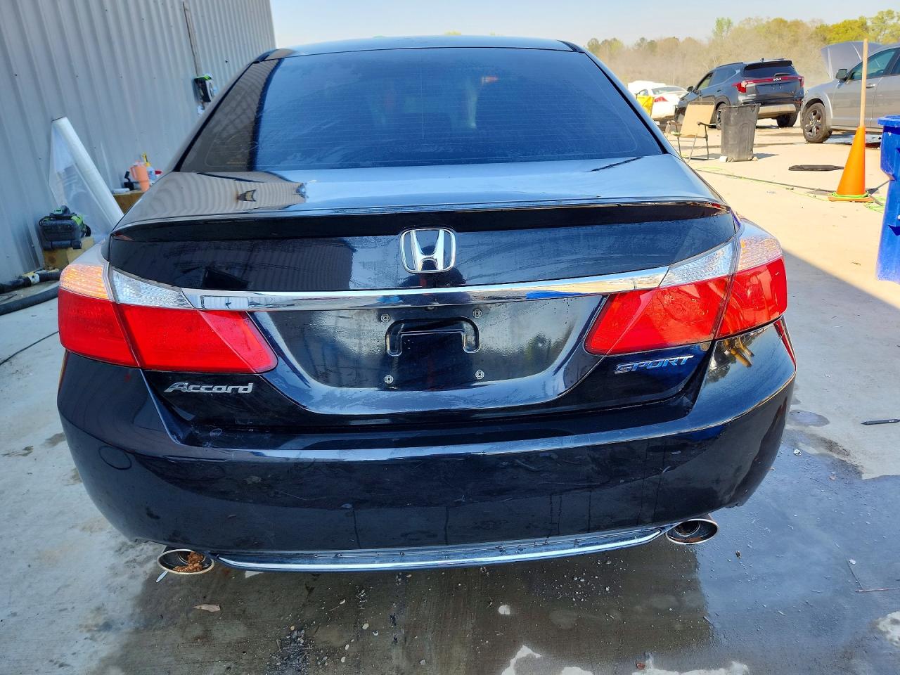 2015 HONDA ACCORD SPORT photo 16