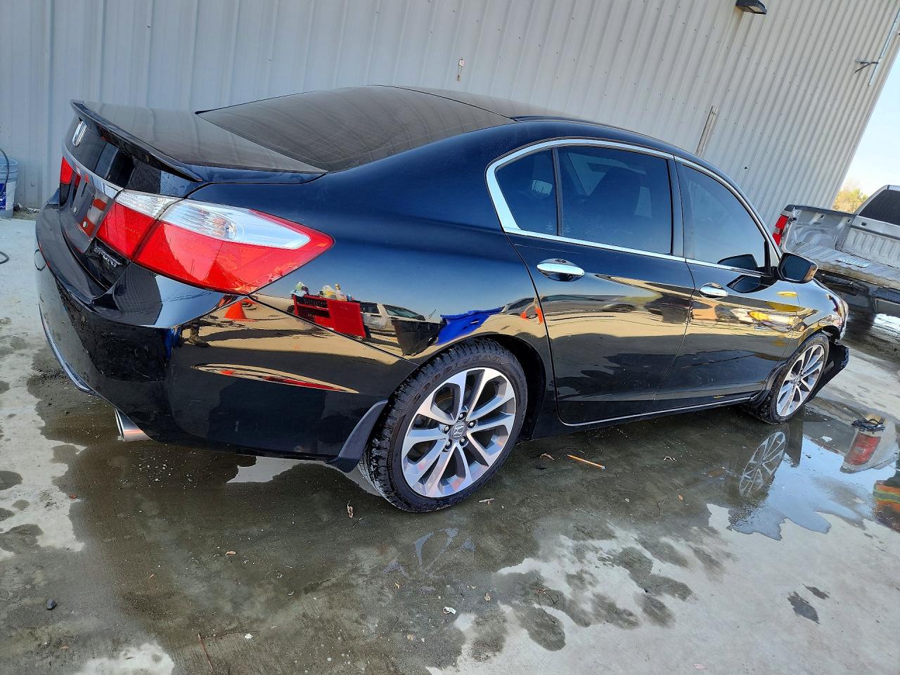 2015 HONDA ACCORD SPORT photo 7