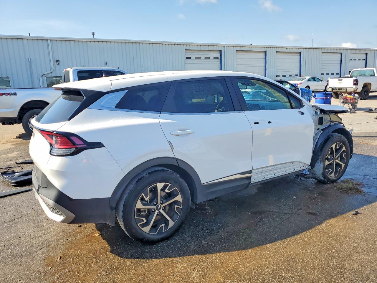 2023 KIA SPORTAGE EX photo 5