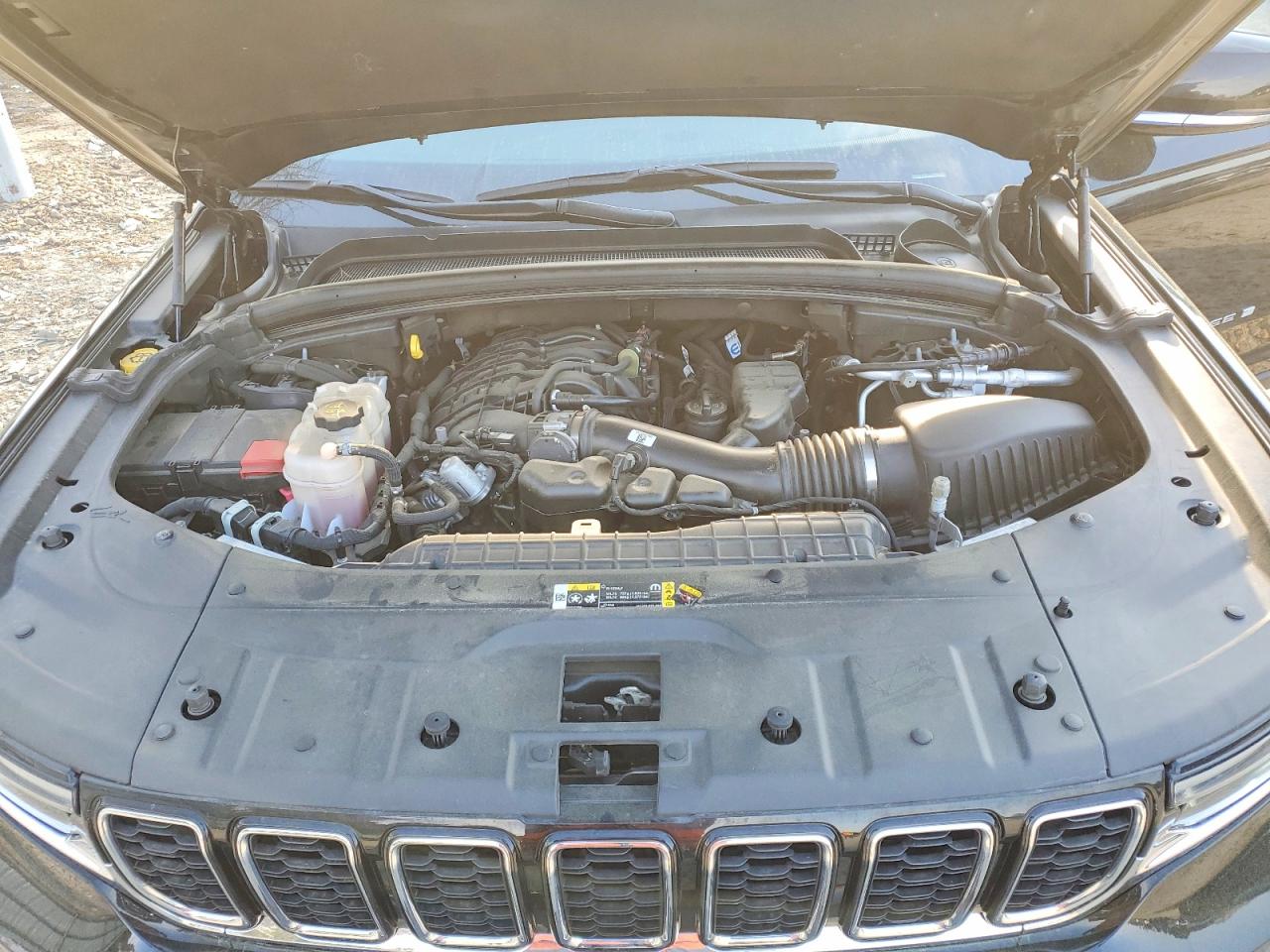 2023 JEEP GRAND CHEROKEE L LIMITED photo 23