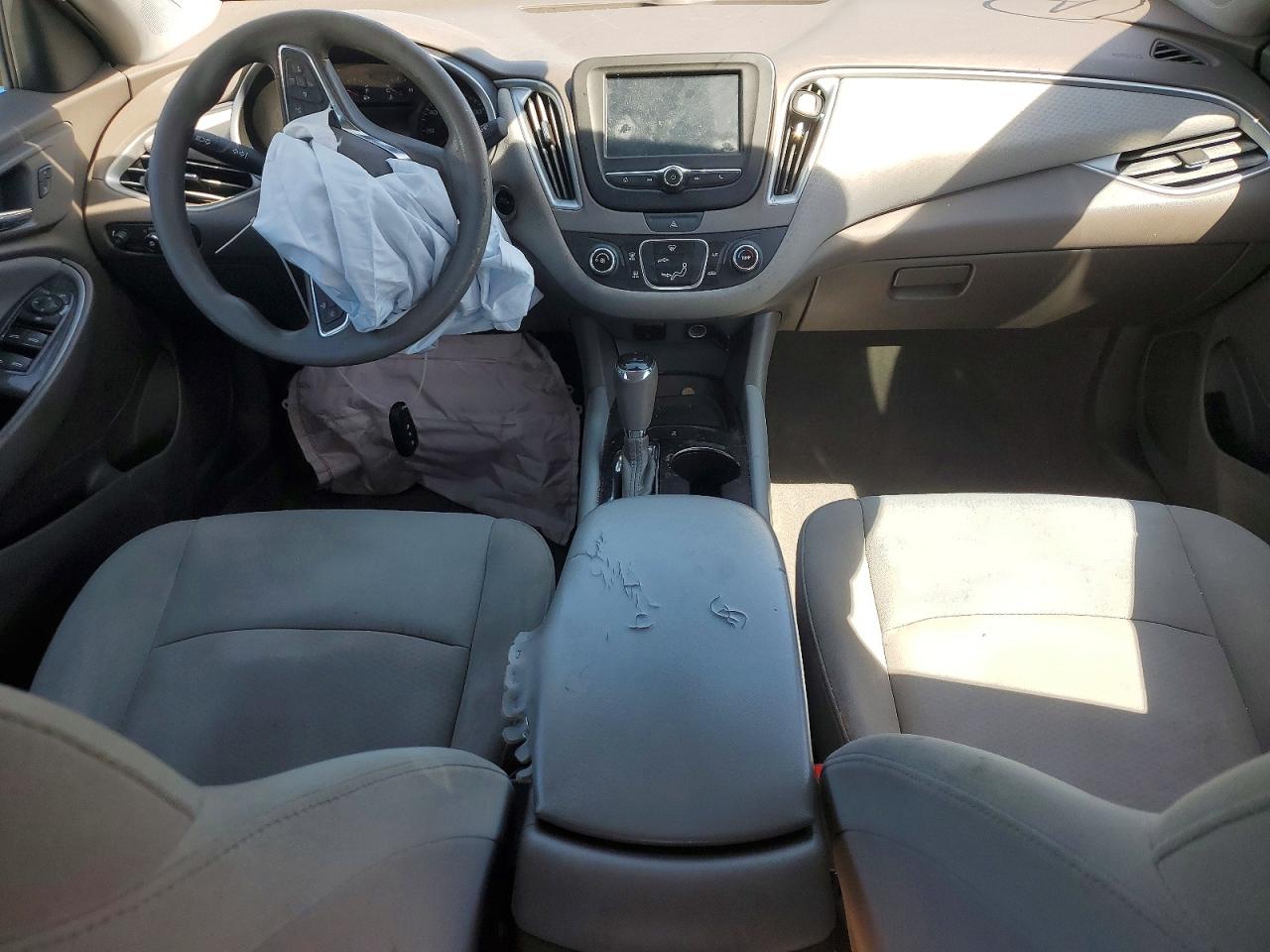 2017 CHEVROLET MALIBU LS photo 22