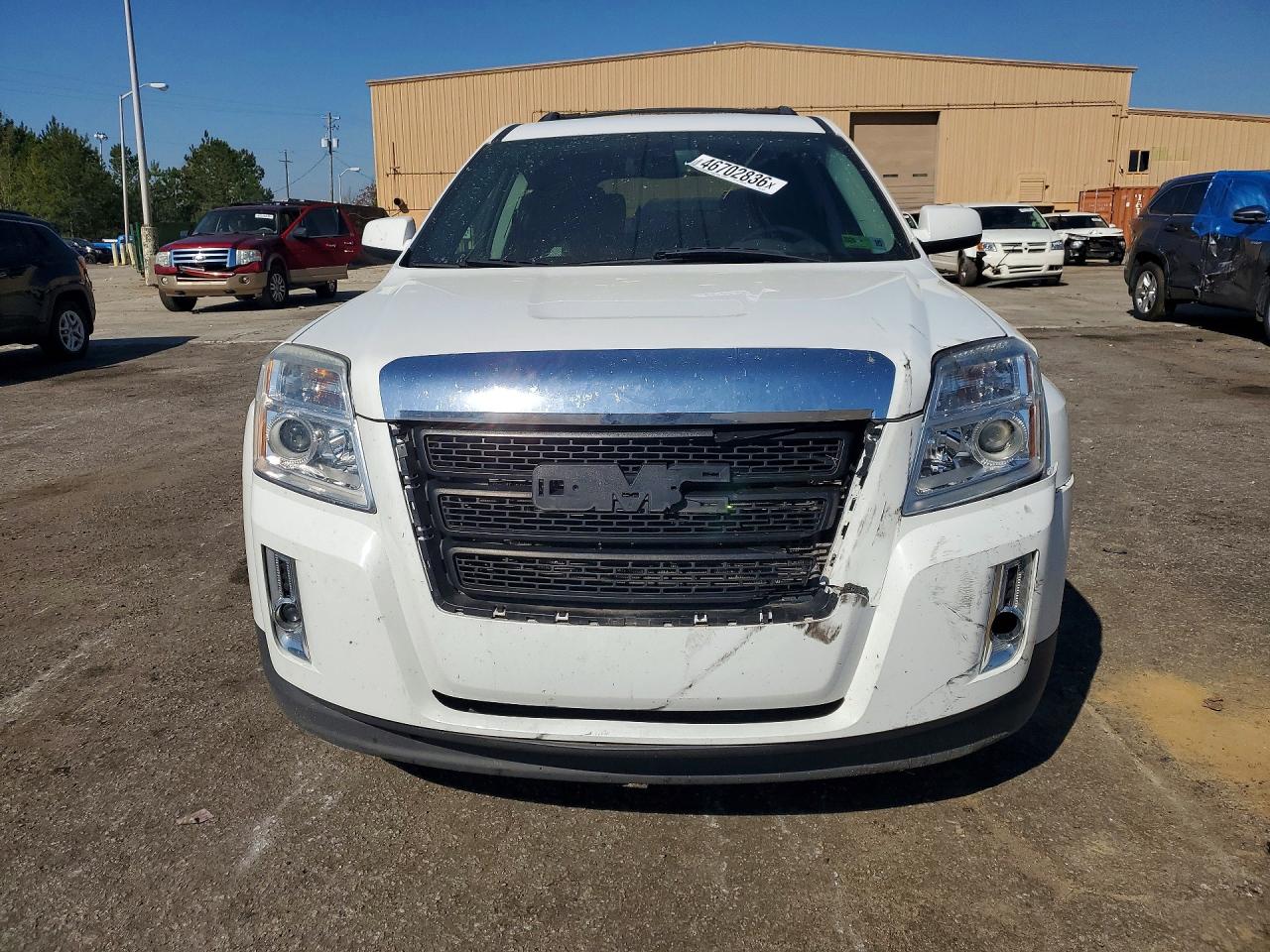 2011 GMC TERRAIN SLE photo 5