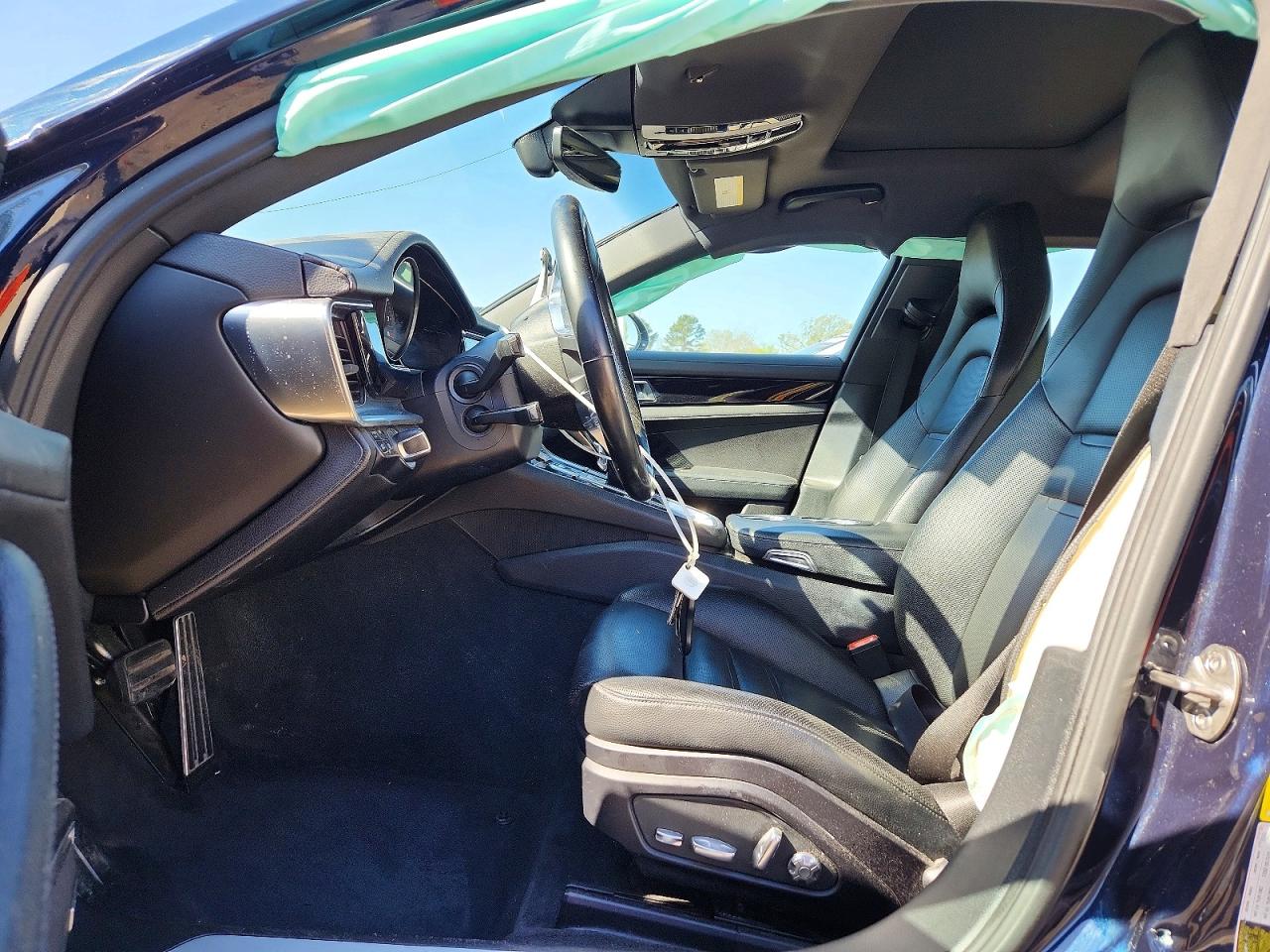 2017 PORSCHE PANAMERA 2 photo 19