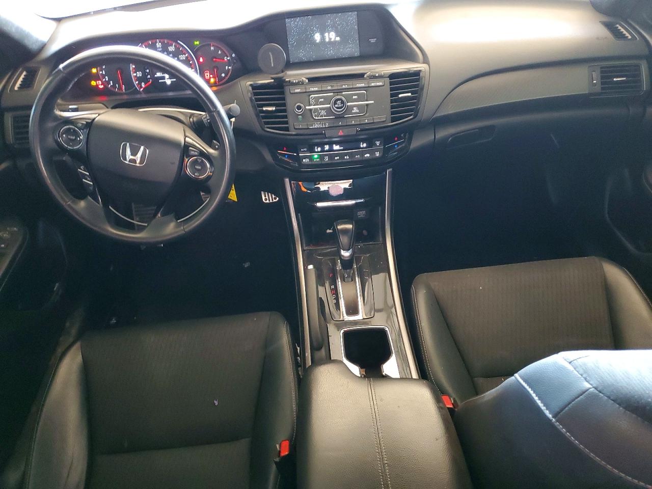 2016 HONDA ACCORD SPORT photo 15