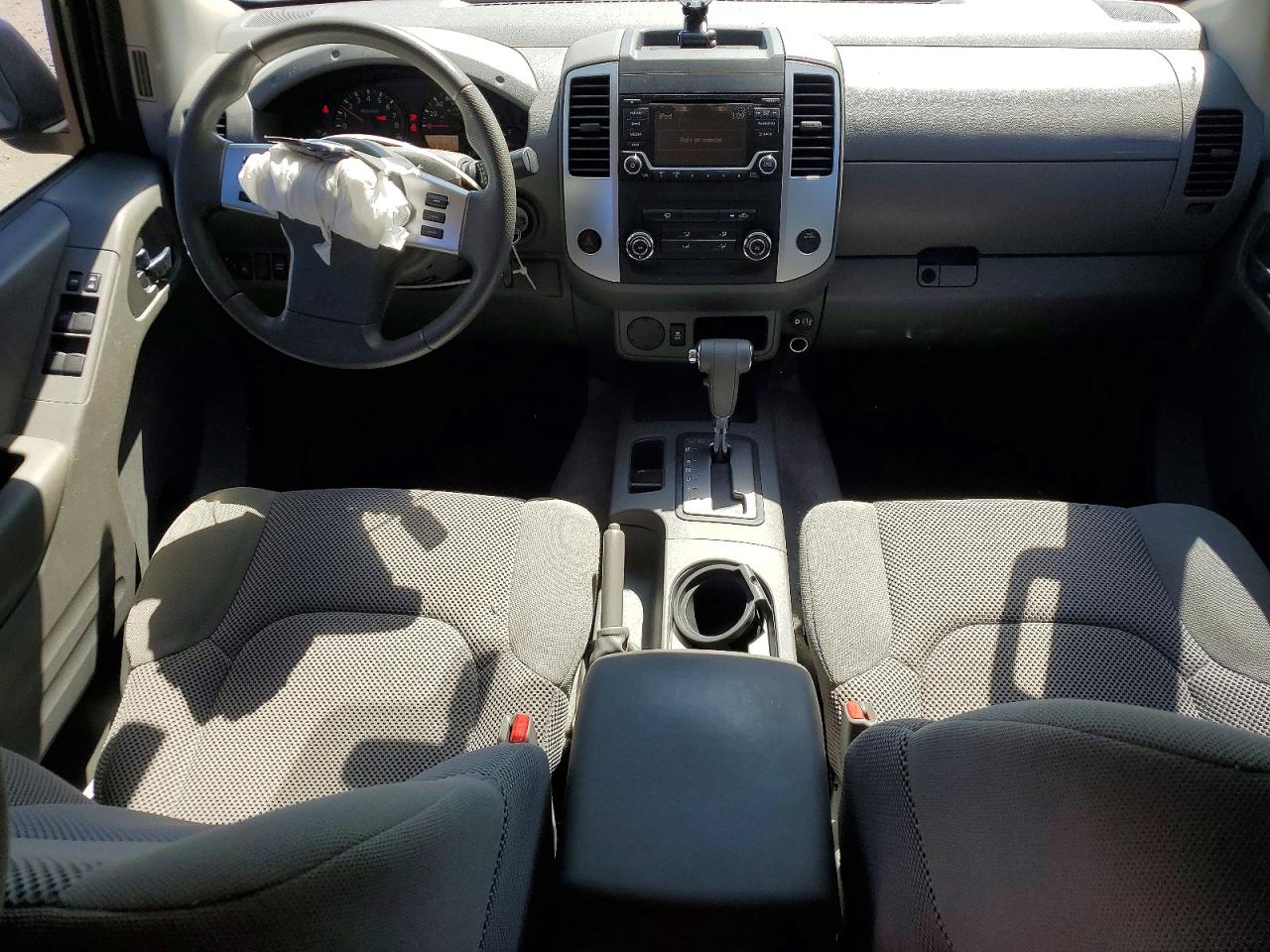 2018 NISSAN FRONTIER SV photo 8