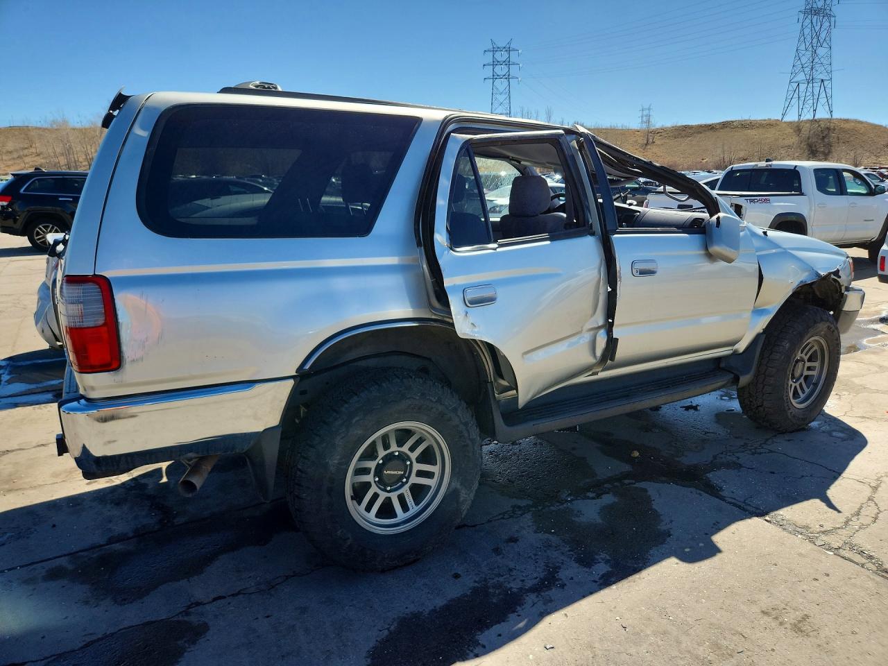1999 TOYOTA 4RUNNER SR5 photo 5