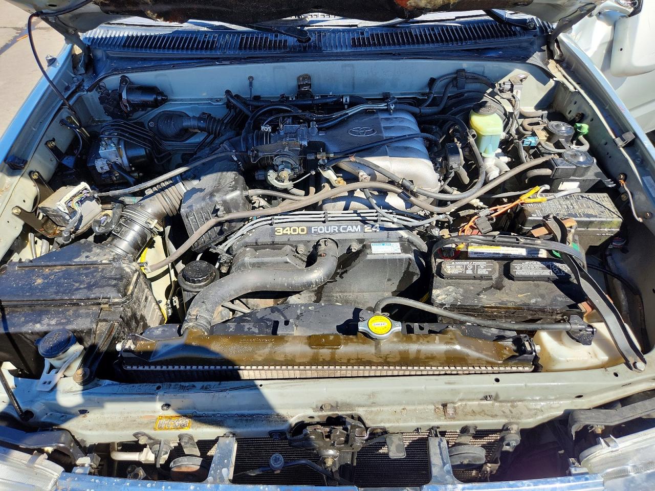 1999 TOYOTA 4RUNNER SR5 photo 23