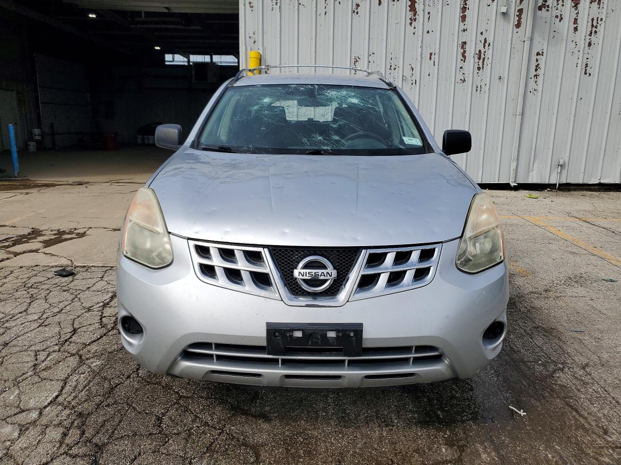 2013 NISSAN ROGUE S photo 5