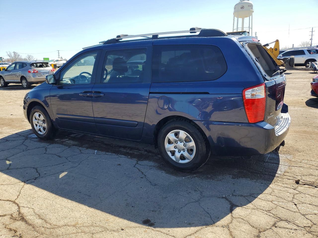 2008 KIA SEDONA LX photo 2