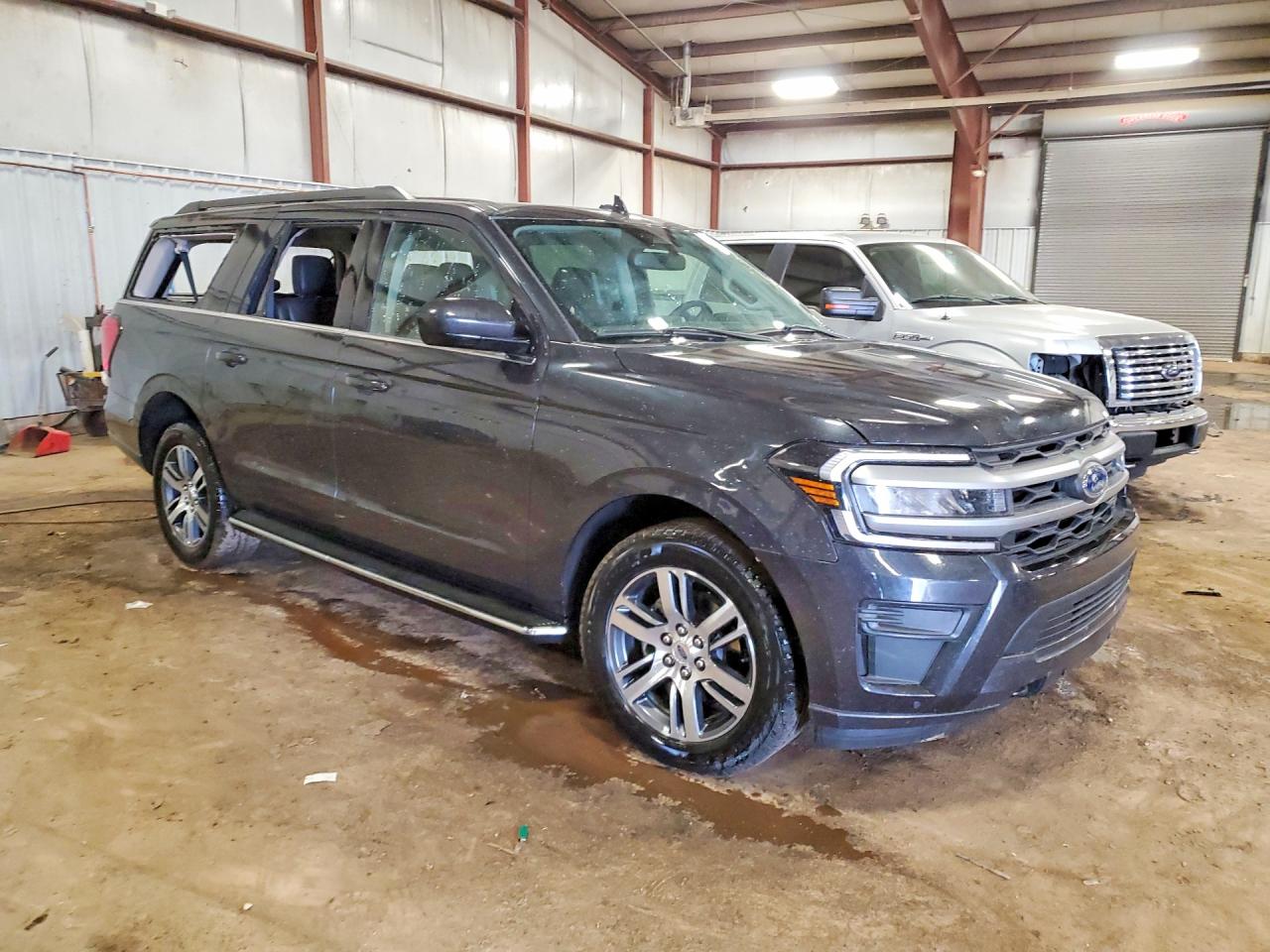 2024 FORD EXPEDITION MAX XLT photo 4