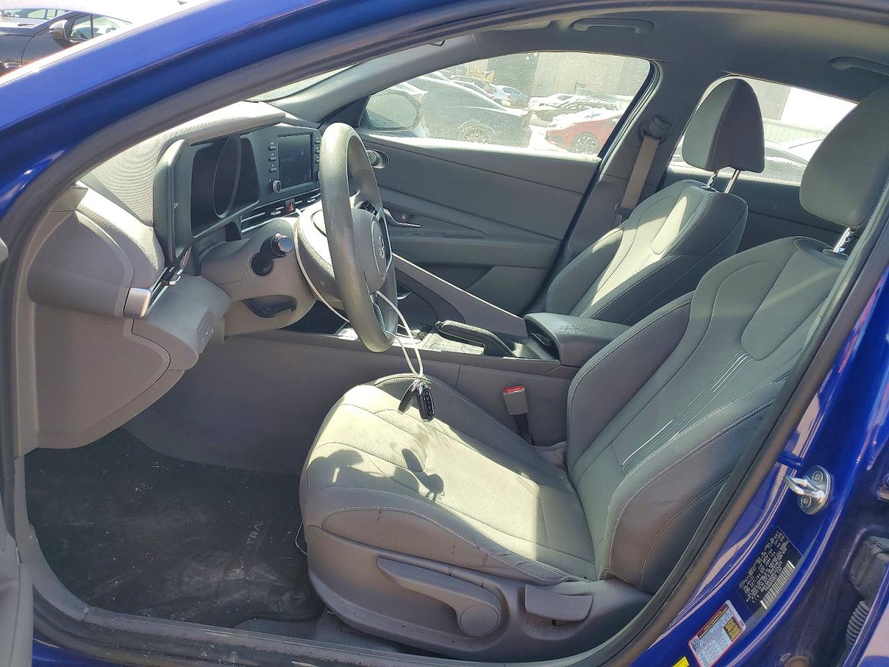 2022 HYUNDAI ELANTRA SEL photo 19
