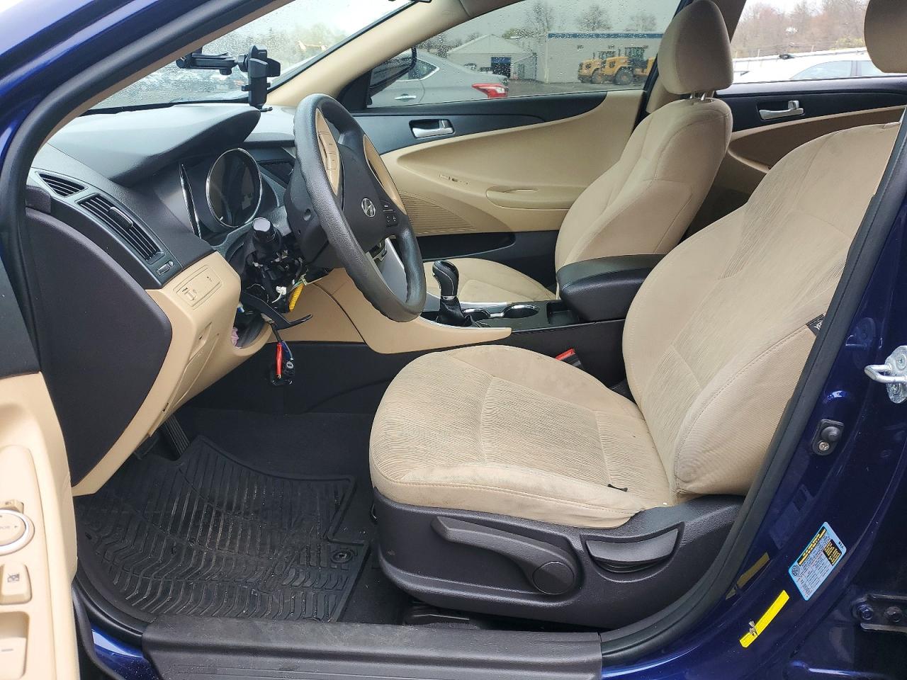 2011 HYUNDAI SONATA photo 19