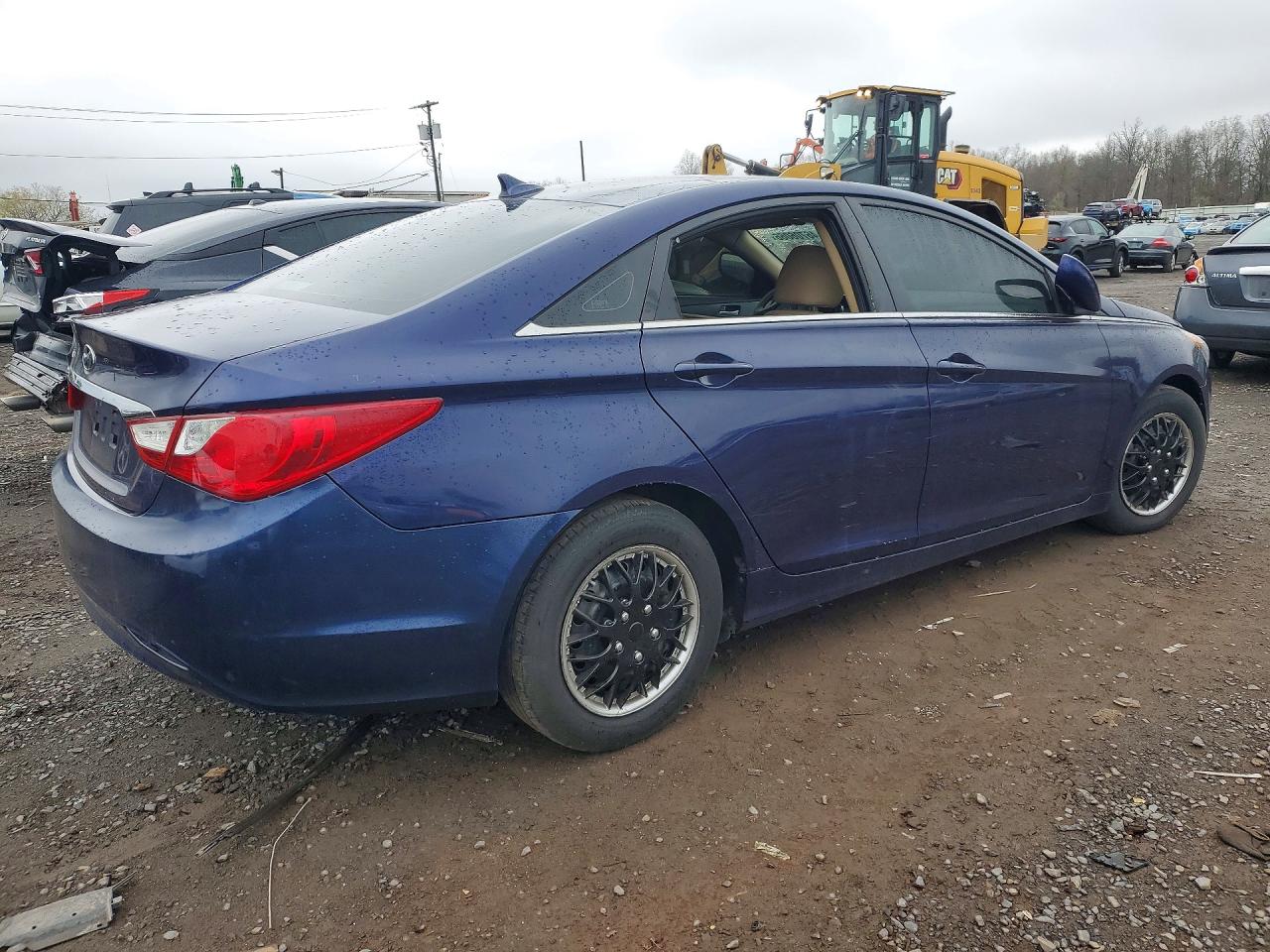 2011 HYUNDAI SONATA photo 7