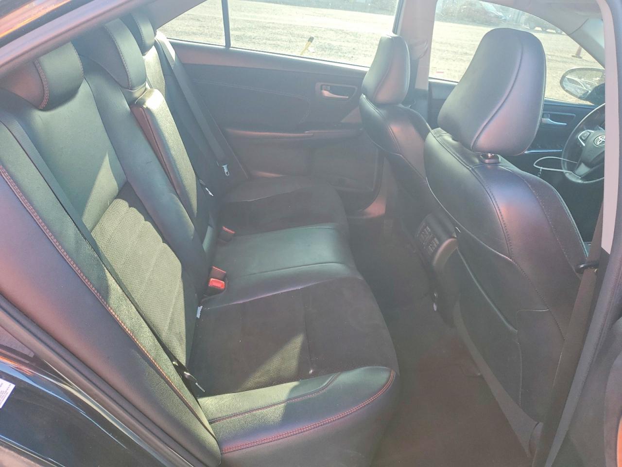2017 TOYOTA CAMRY XSE V6 photo 28