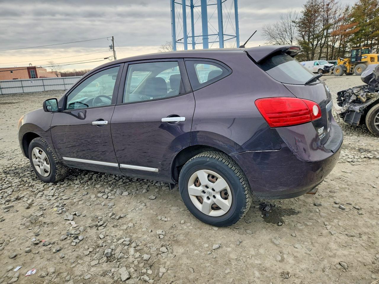 2013 NISSAN ROGUE S photo 3