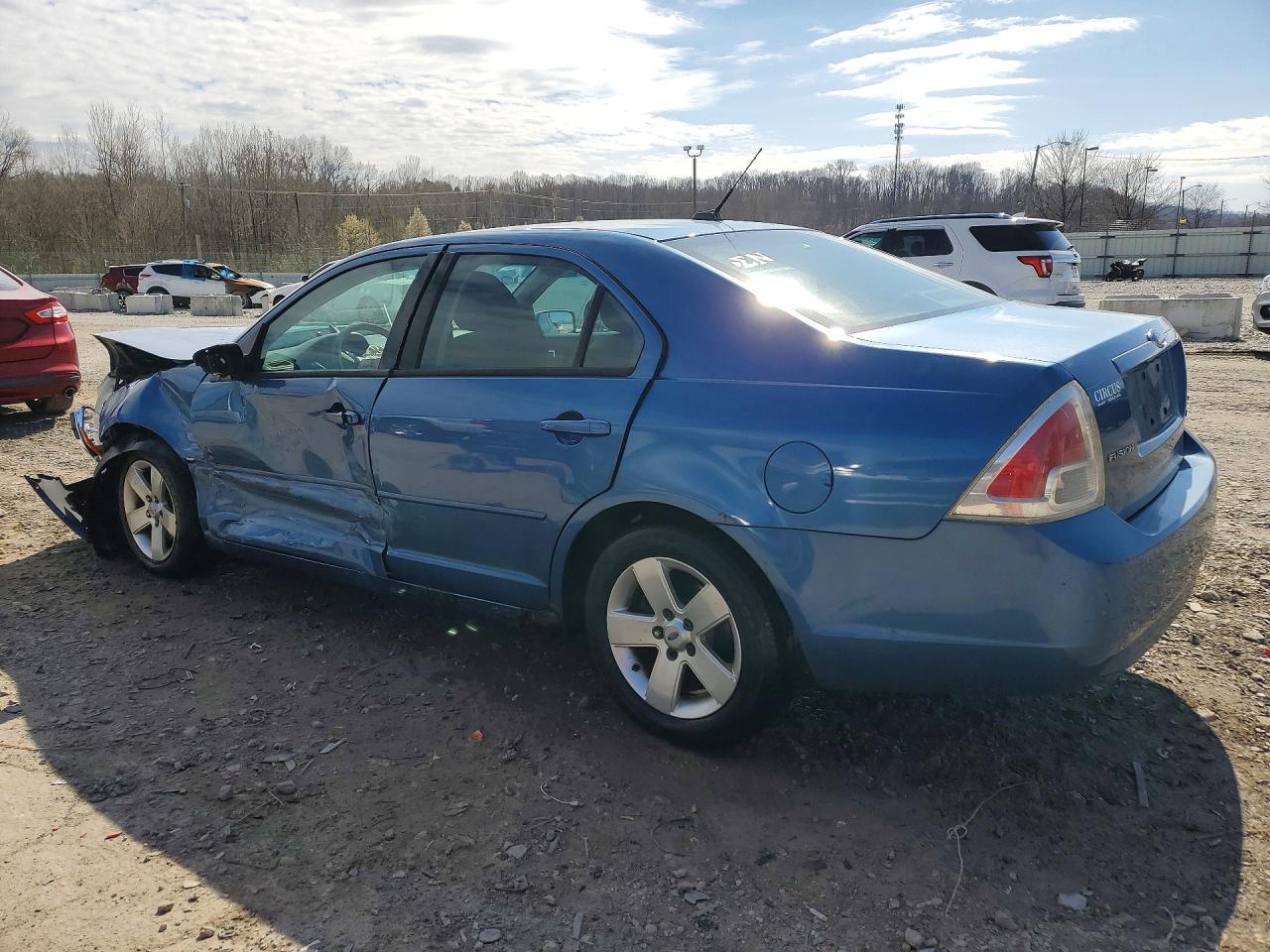 2009 FORD FUSION SE photo 3