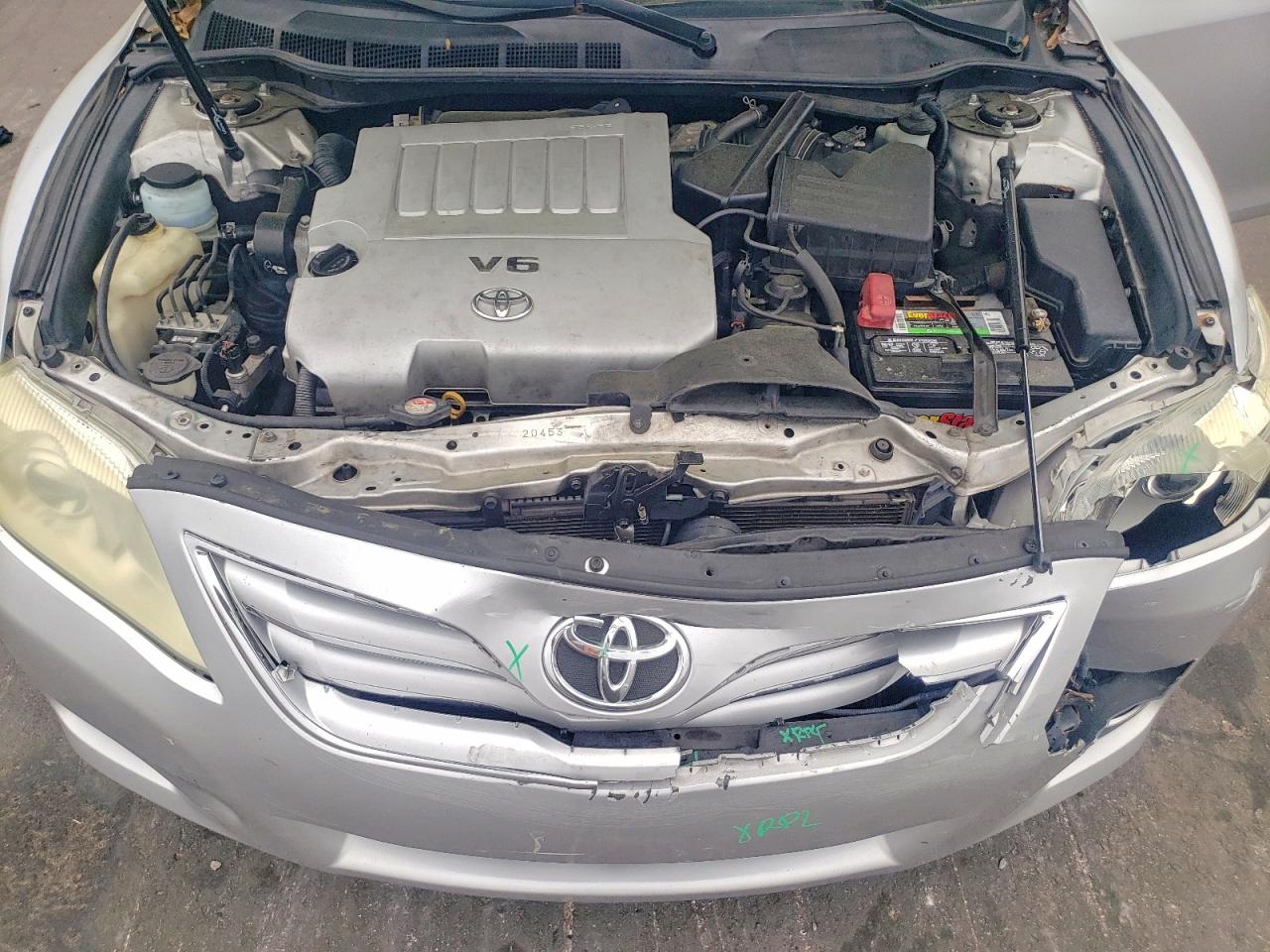 2011 TOYOTA CAMRY XLE V6 photo 31