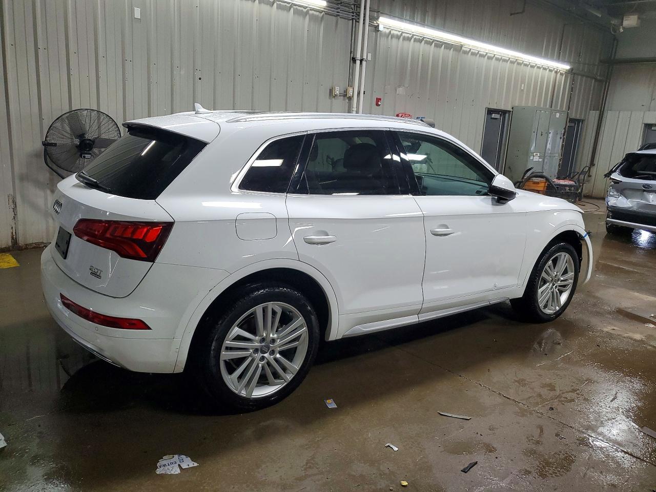 2018 AUDI Q5 PREMIUM PLUS photo 3
