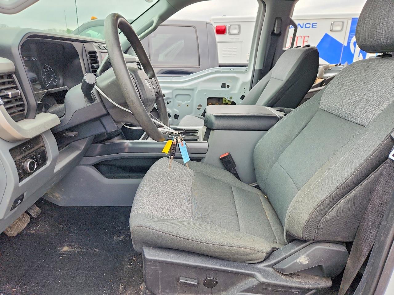 2024 FORD F350 photo 13