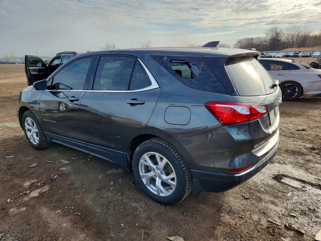 2020 CHEVROLET EQUINOX LT photo 3
