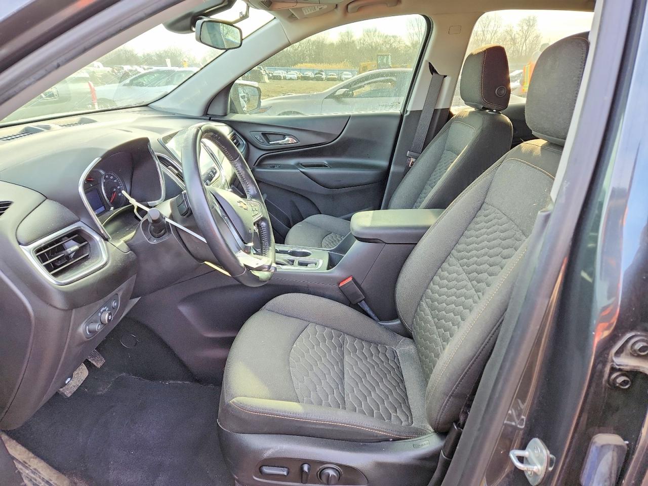 2020 CHEVROLET EQUINOX LT photo 13
