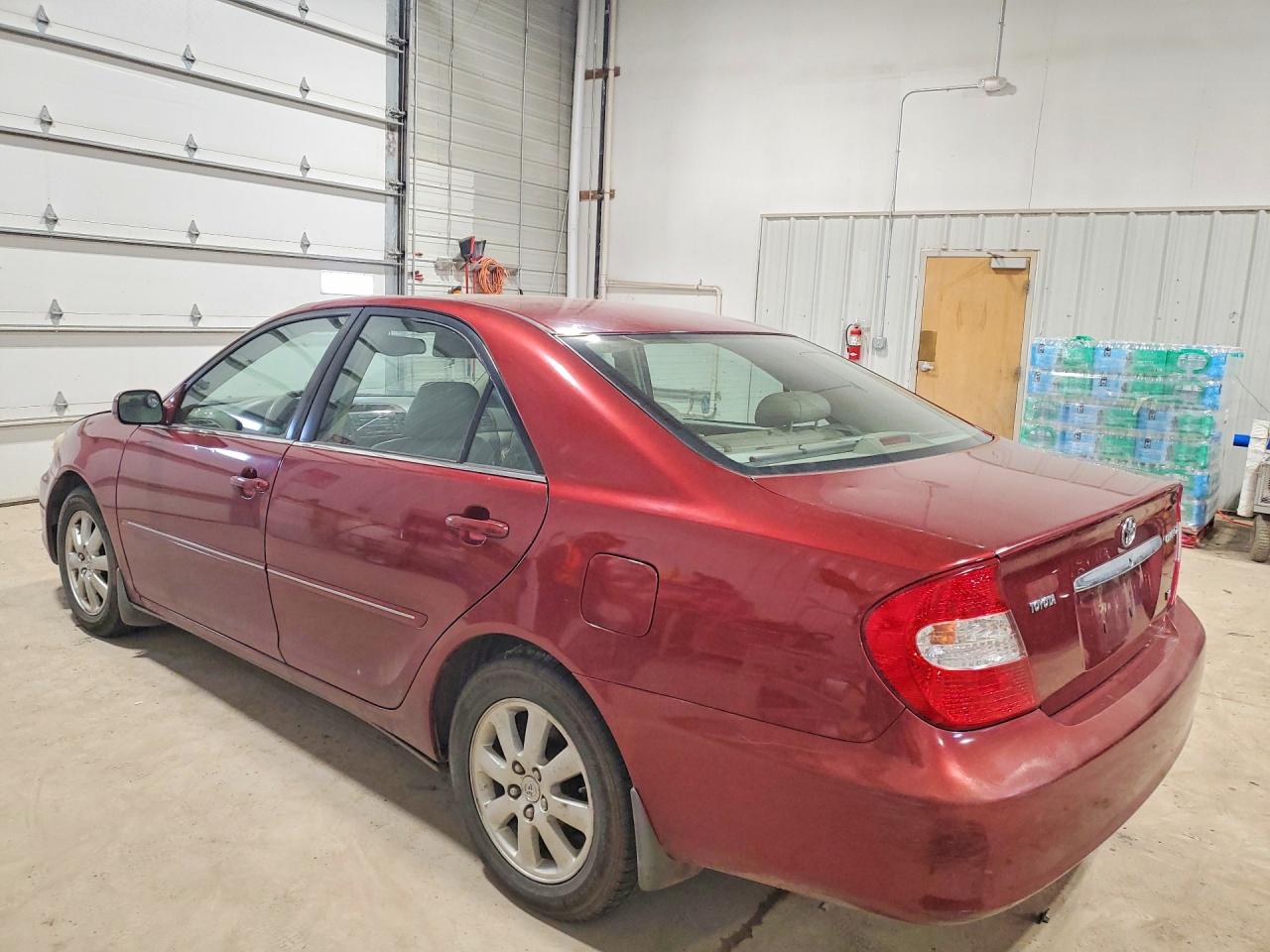 2003 TOYOTA CAMRY XLE V6 photo 2