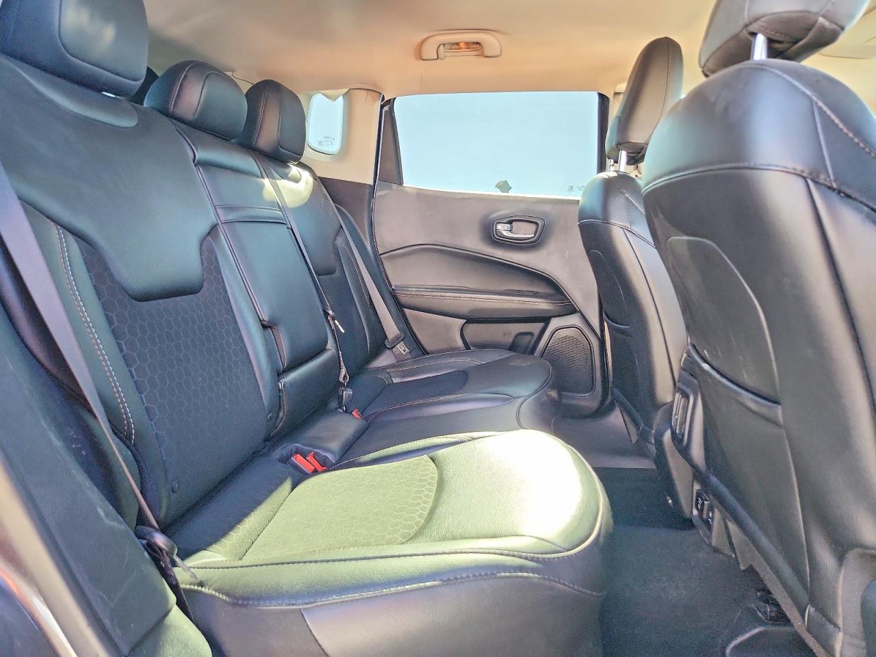 2019 JEEP COMPASS LATITUDE photo 21