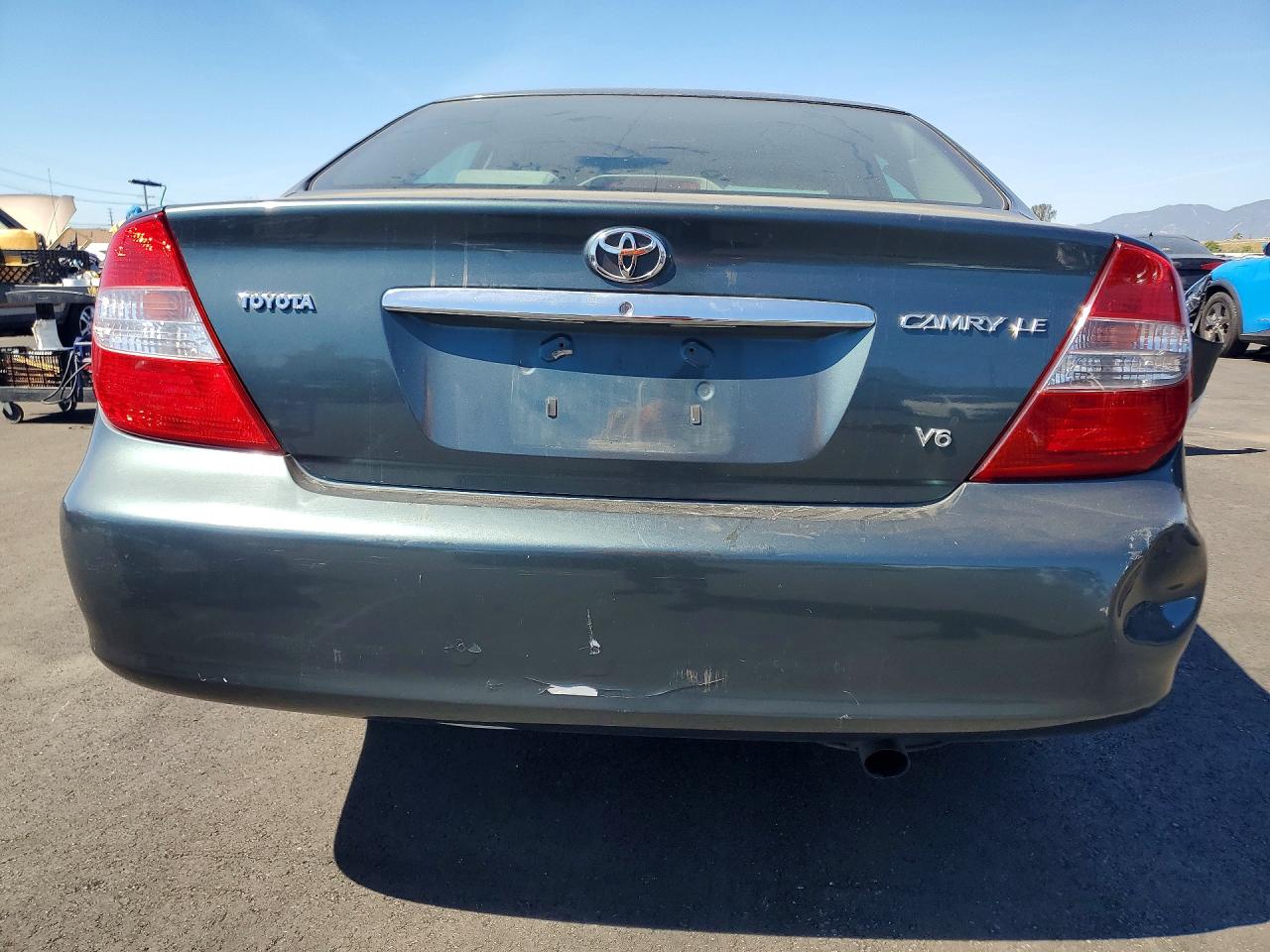 2002 TOYOTA CAMRY LE V6 photo 11