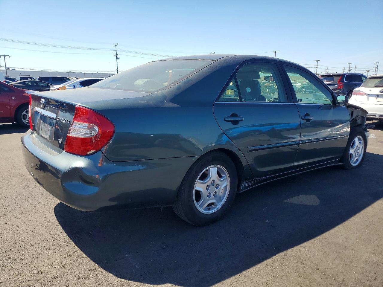 2002 TOYOTA CAMRY LE V6 photo 5