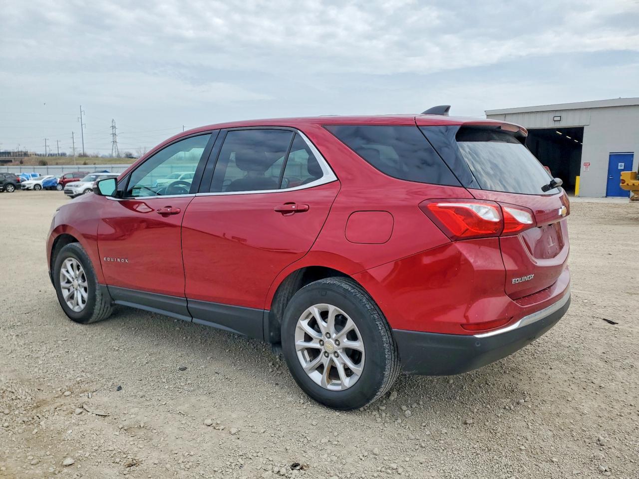 2019 CHEVROLET EQUINOX LT photo 2