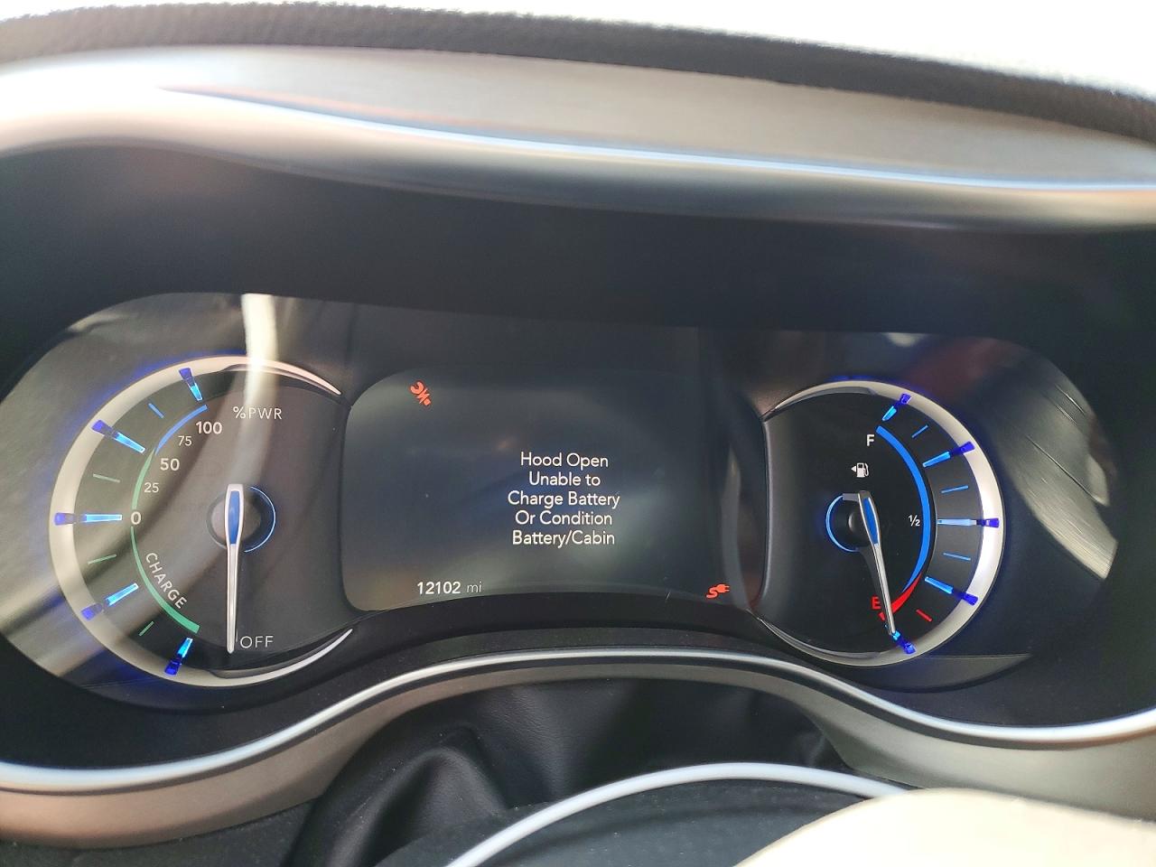 2025 CHRYSLER PACIFICA HYBRID PINNACLE photo 9
