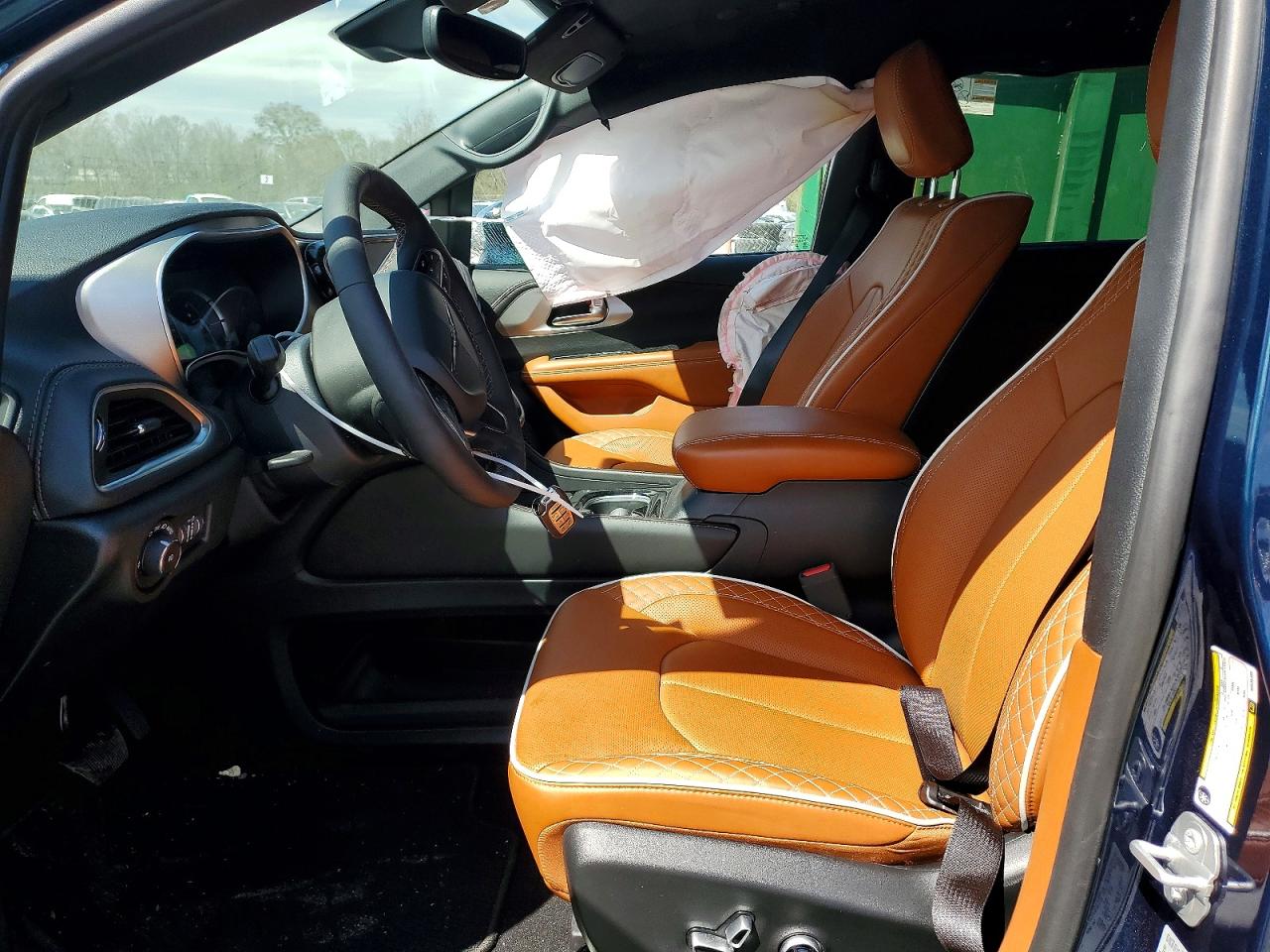 2025 CHRYSLER PACIFICA HYBRID PINNACLE photo 7