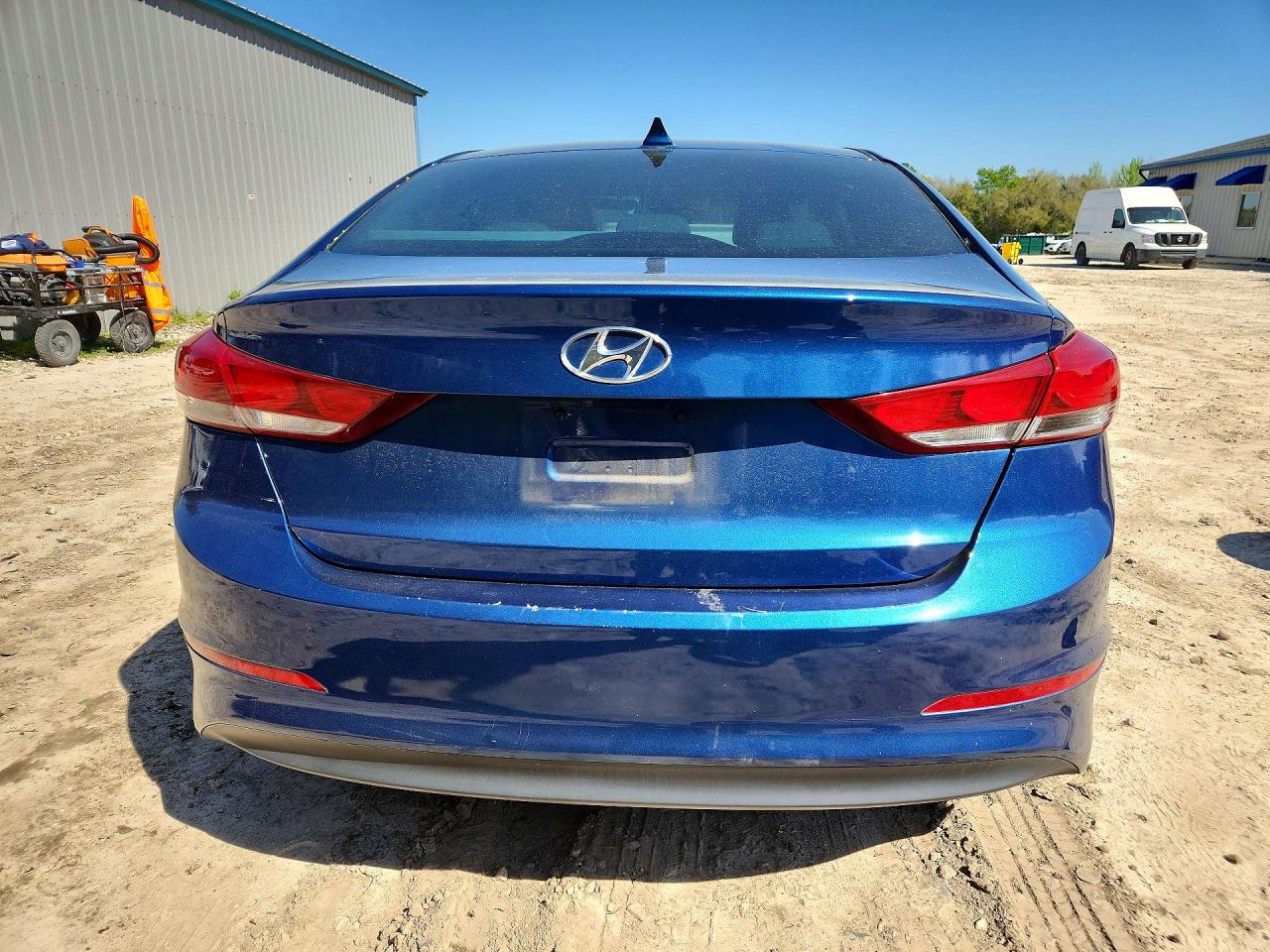 2017 HYUNDAI ELANTRA photo 6