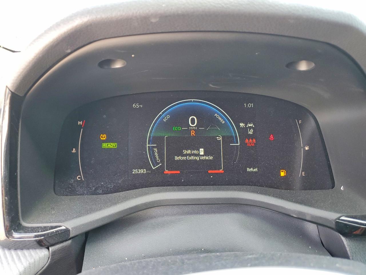 2025 TOYOTA CAMRY SE photo 9