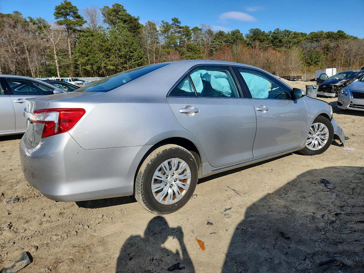 2012 TOYOTA CAMRY photo 3