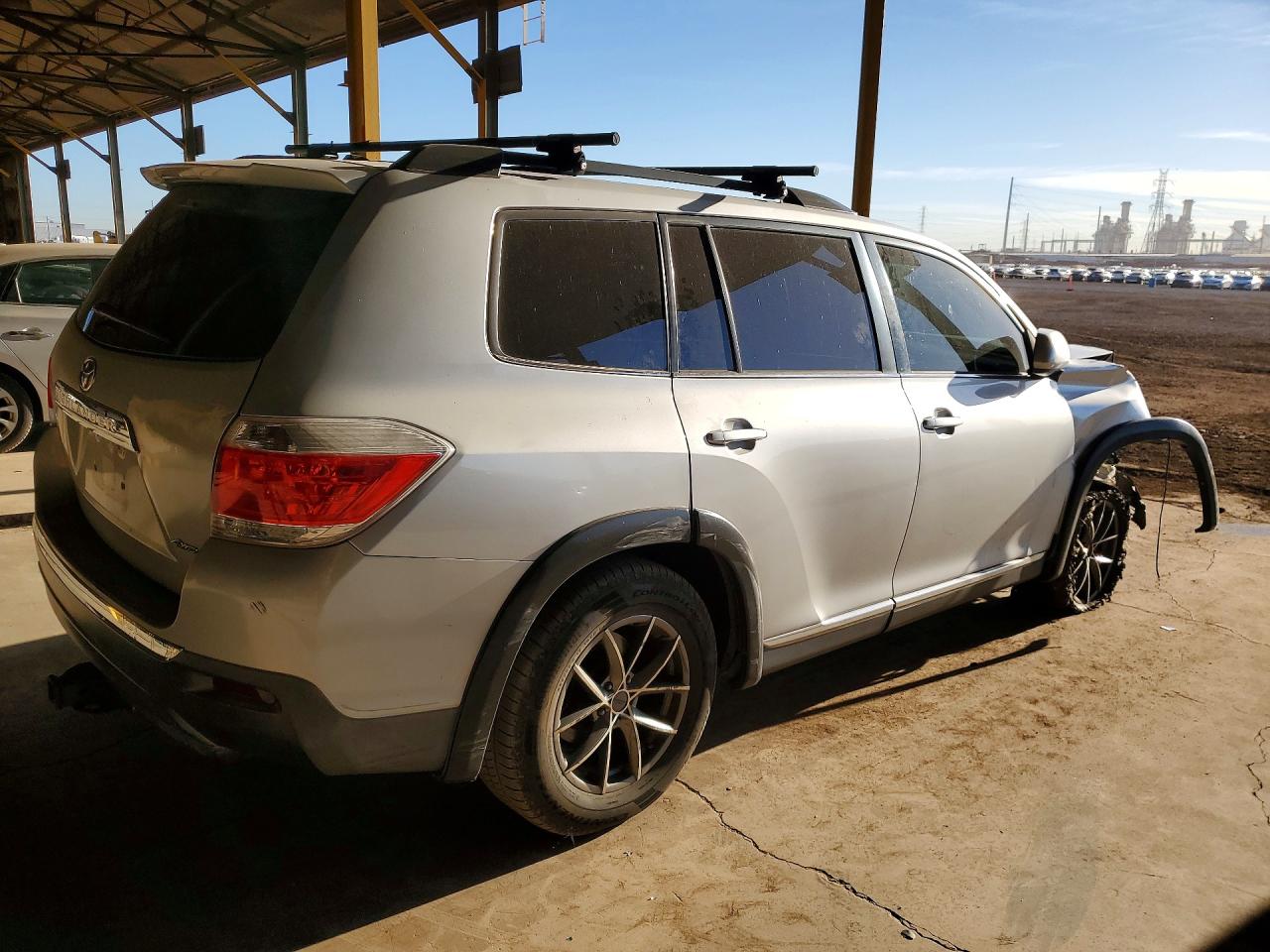 2012 TOYOTA HIGHLANDER SE photo 3