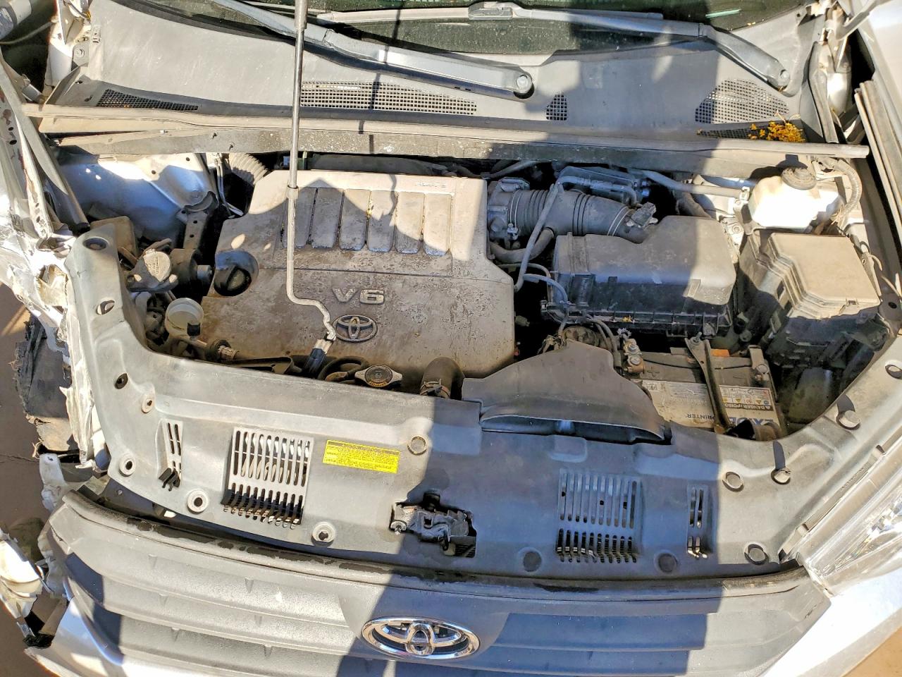 2012 TOYOTA HIGHLANDER SE photo 12