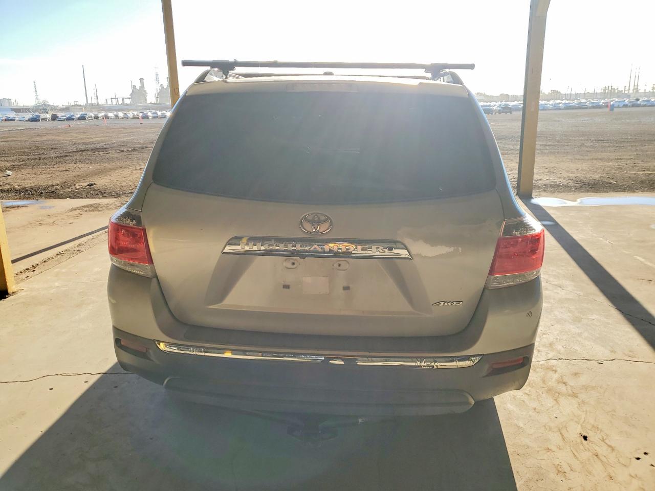 2012 TOYOTA HIGHLANDER SE photo 6