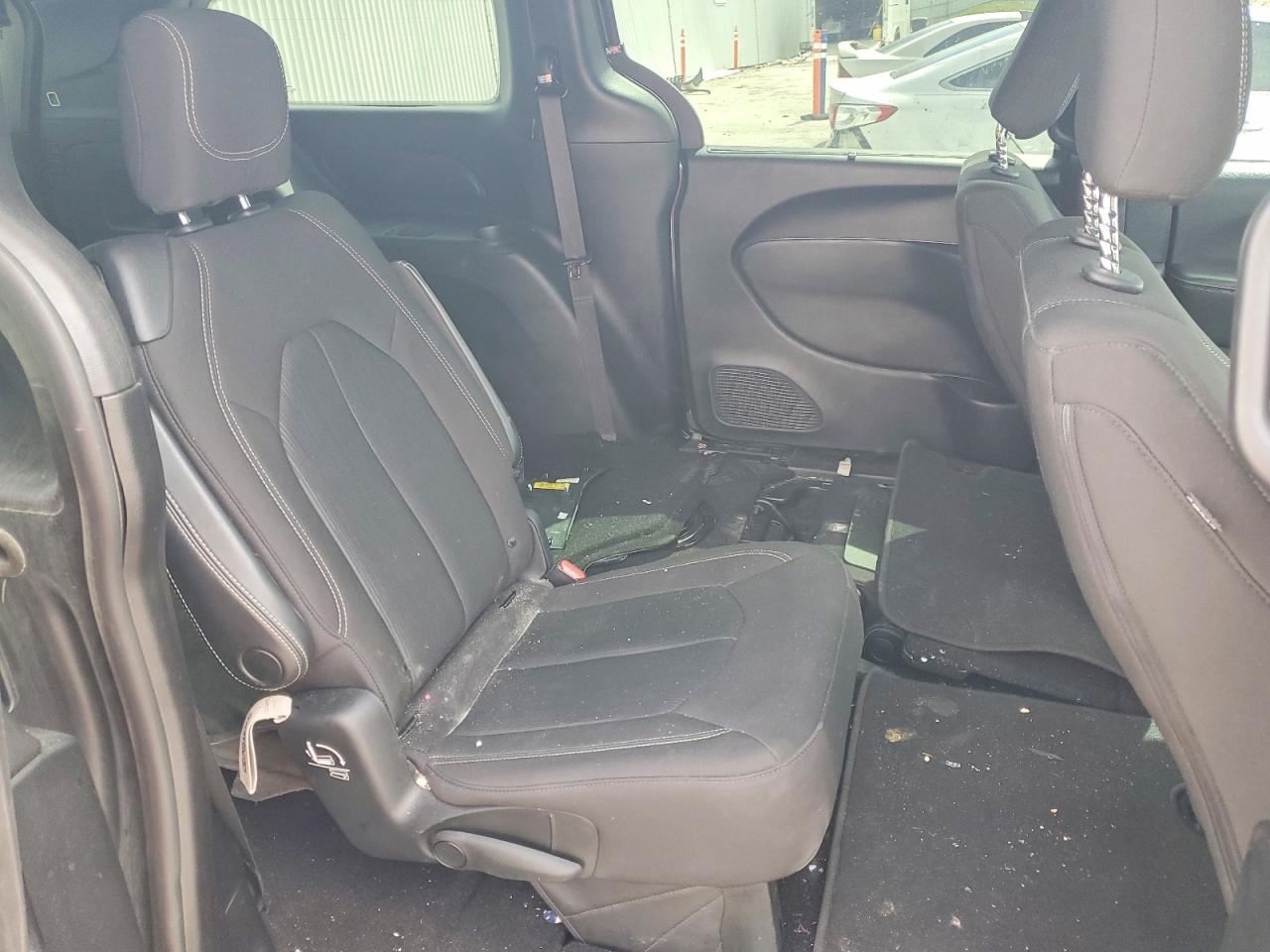 2019 CHRYSLER PACIFICA TOURING PLUS photo 21