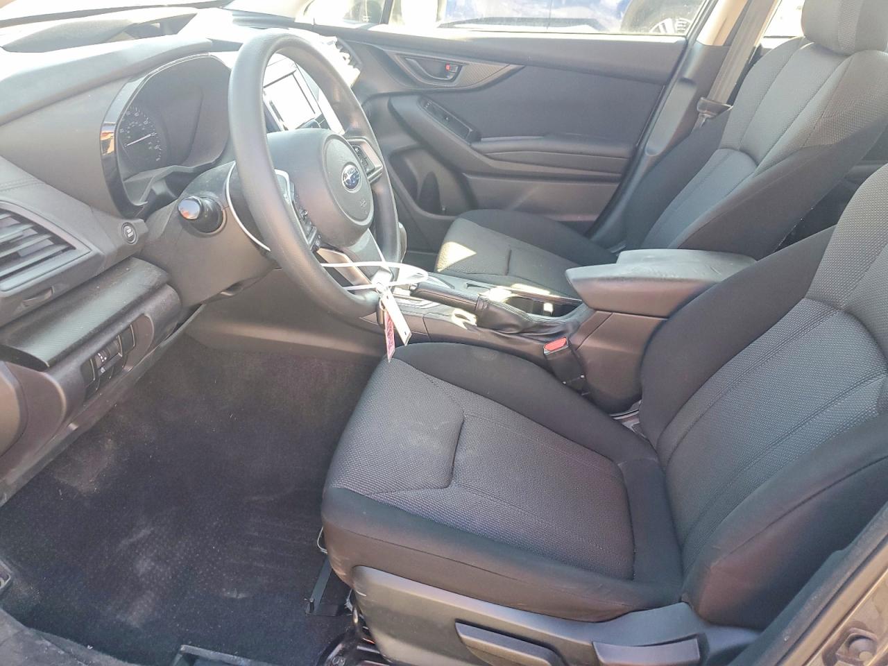 2019 SUBARU IMPREZA photo 13