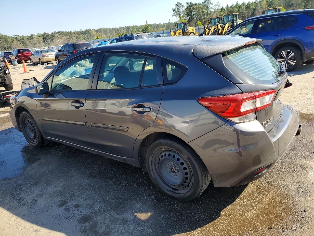 2019 SUBARU IMPREZA photo 3