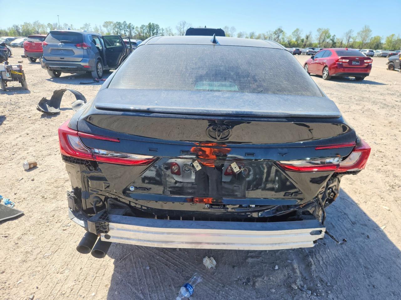 2025 TOYOTA CAMRY SE photo 11