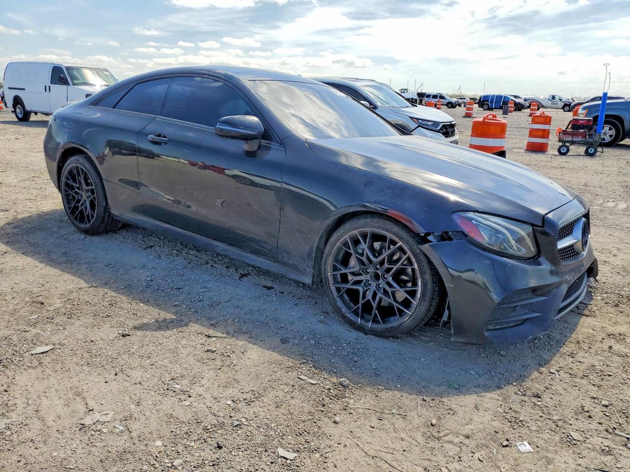 2018 MERCEDES-BENZ E 400 photo 4