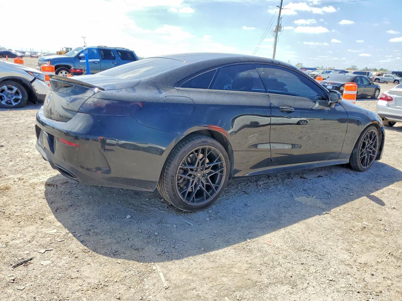 2018 MERCEDES-BENZ E 400 photo 3